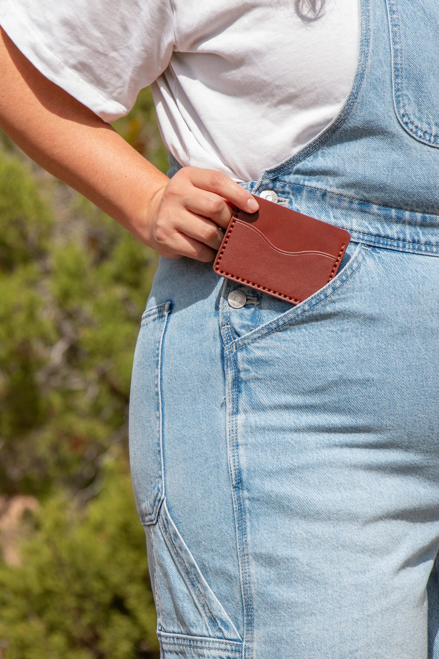 Manzano Wallet - Timeless Tones