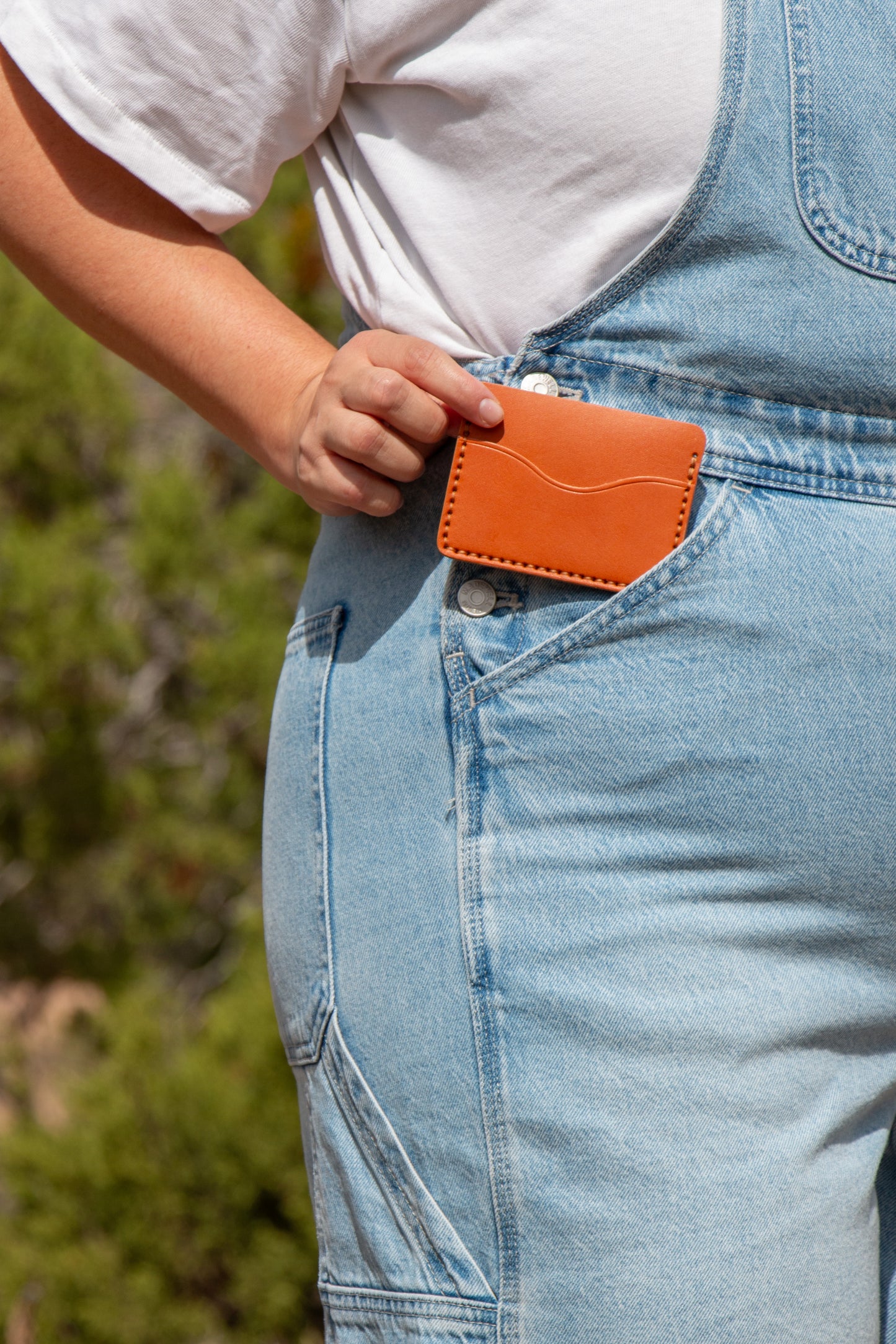 Manzano Wallet - Timeless Tones